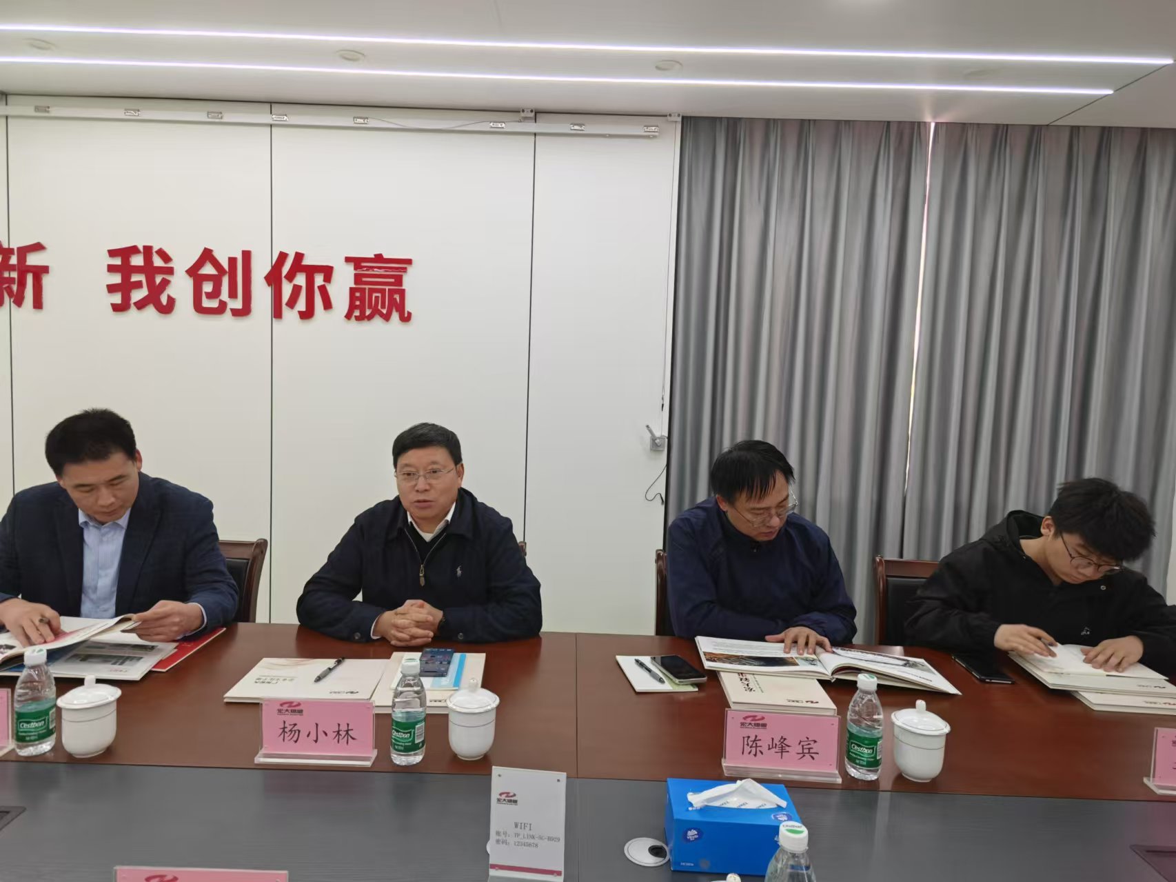 河南理工大学原校长杨小林一行莅临宏大爆破肇庆大排项目调研指导